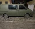 Зелений Фольксваген Transporter, об'ємом двигуна 2.4 л та пробігом 555 тис. км за 775 $, фото 1 на Automoto.ua