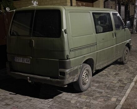 Зелений Фольксваген Transporter, об'ємом двигуна 2.4 л та пробігом 555 тис. км за 775 $, фото 2 на Automoto.ua