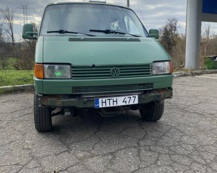 Зелений Фольксваген Transporter, об'ємом двигуна 2.4 л та пробігом 280 тис. км за 1543 $, фото 2 на Automoto.ua
