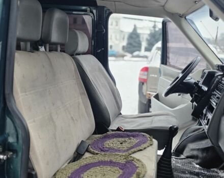 Зеленый Фольксваген Transporter, объемом двигателя 2.5 л и пробегом 340 тыс. км за 2750 $, фото 15 на Automoto.ua