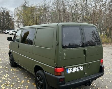 Зелений Фольксваген Transporter, об'ємом двигуна 2.5 л та пробігом 407 тис. км за 2700 $, фото 3 на Automoto.ua