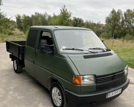 Зелений Фольксваген Transporter, об'ємом двигуна 2.4 л та пробігом 308 тис. км за 2750 $, фото 2 на Automoto.ua