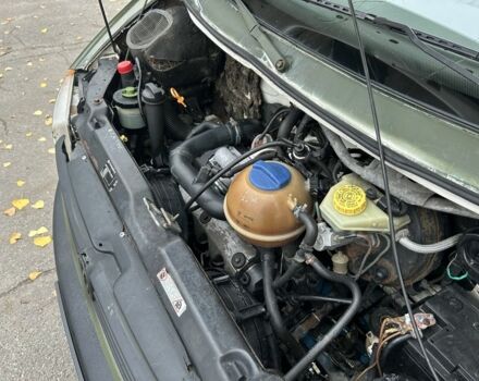 Зеленый Фольксваген Transporter, объемом двигателя 2.5 л и пробегом 407 тыс. км за 2700 $, фото 5 на Automoto.ua