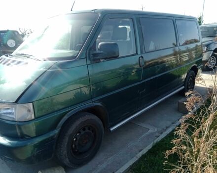 Зелений Фольксваген Transporter, об'ємом двигуна 2.5 л та пробігом 590 тис. км за 4732 $, фото 2 на Automoto.ua