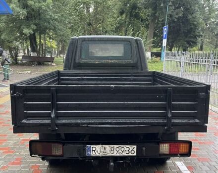 Зелений Фольксваген Transporter, об'ємом двигуна 2.4 л та пробігом 255 тис. км за 2950 $, фото 4 на Automoto.ua