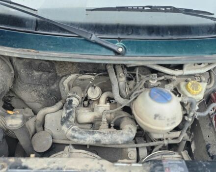 Зеленый Фольксваген Transporter, объемом двигателя 2.5 л и пробегом 340 тыс. км за 2750 $, фото 21 на Automoto.ua