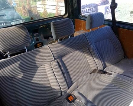 Зелений Фольксваген Transporter, об'ємом двигуна 2.5 л та пробігом 590 тис. км за 4732 $, фото 7 на Automoto.ua