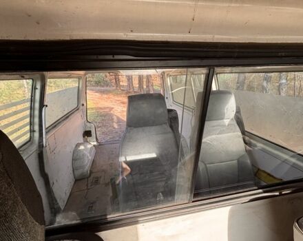 Зеленый Фольксваген Transporter, объемом двигателя 1.9 л и пробегом 750 тыс. км за 2700 $, фото 4 на Automoto.ua