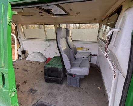 Зеленый Фольксваген Transporter, объемом двигателя 1.9 л и пробегом 750 тыс. км за 2700 $, фото 6 на Automoto.ua