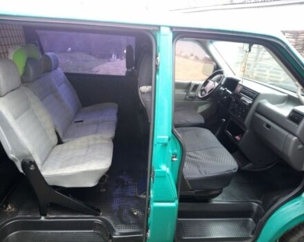 Зеленый Фольксваген Transporter, объемом двигателя 0 л и пробегом 250 тыс. км за 6000 $, фото 4 на Automoto.ua