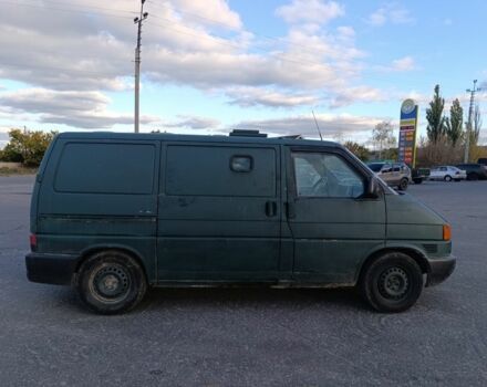 Зелений Фольксваген Transporter, об'ємом двигуна 2.5 л та пробігом 833 тис. км за 2200 $, фото 3 на Automoto.ua