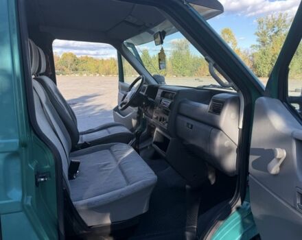 Зеленый Фольксваген Transporter, объемом двигателя 2.5 л и пробегом 309 тыс. км за 4500 $, фото 12 на Automoto.ua