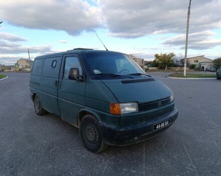 Зелений Фольксваген Transporter, об'ємом двигуна 2.5 л та пробігом 833 тис. км за 2200 $, фото 1 на Automoto.ua