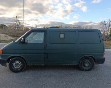 Зелений Фольксваген Transporter, об'ємом двигуна 2.5 л та пробігом 833 тис. км за 2200 $, фото 2 на Automoto.ua