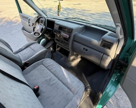 Зеленый Фольксваген Transporter, объемом двигателя 2.5 л и пробегом 309 тыс. км за 4500 $, фото 15 на Automoto.ua