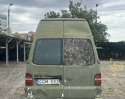 Зелений Фольксваген Transporter, об'ємом двигуна 2.5 л та пробігом 250 тис. км за 2470 $, фото 3 на Automoto.ua