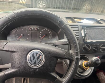 Зелений Фольксваген Transporter, об'ємом двигуна 1.9 л та пробігом 235 тис. км за 6000 $, фото 5 на Automoto.ua