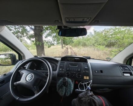 Зелений Фольксваген Transporter, об'ємом двигуна 2 л та пробігом 328 тис. км за 8500 $, фото 6 на Automoto.ua