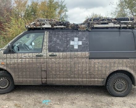 Зеленый Фольксваген Transporter, объемом двигателя 2.5 л и пробегом 380 тыс. км за 9500 $, фото 1 на Automoto.ua