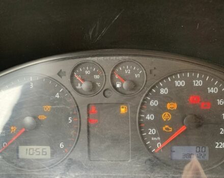 Зеленый Фольксваген Transporter, объемом двигателя 2.5 л и пробегом 380 тыс. км за 9500 $, фото 4 на Automoto.ua