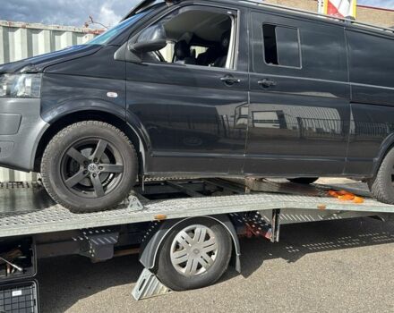 Зелений Фольксваген Transporter, об'ємом двигуна 2.5 л та пробігом 300 тис. км за 5228 $, фото 11 на Automoto.ua