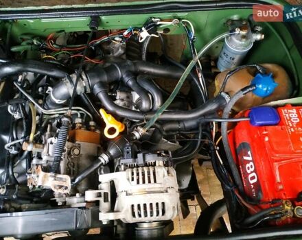 Зеленый Фольксваген Transporter, объемом двигателя 1.6 л и пробегом 220 тыс. км за 12900 $, фото 45 на Automoto.ua