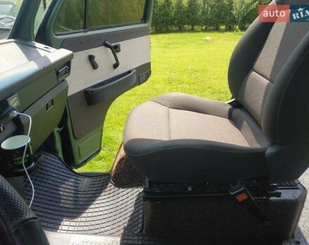 Зеленый Фольксваген Transporter, объемом двигателя 1.6 л и пробегом 220 тыс. км за 12900 $, фото 32 на Automoto.ua