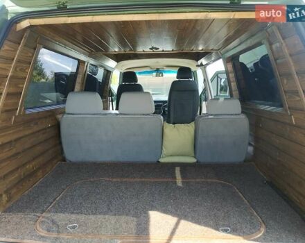 Зеленый Фольксваген Transporter, объемом двигателя 1.6 л и пробегом 220 тыс. км за 12900 $, фото 28 на Automoto.ua