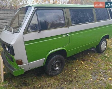 Зеленый Фольксваген Transporter, объемом двигателя 1.6 л и пробегом 368 тыс. км за 2150 $, фото 2 на Automoto.ua