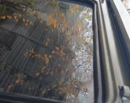 Зеленый Фольксваген Transporter, объемом двигателя 1.6 л и пробегом 368 тыс. км за 2150 $, фото 5 на Automoto.ua