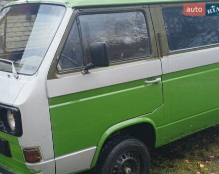 Зеленый Фольксваген Transporter, объемом двигателя 1.6 л и пробегом 368 тыс. км за 2150 $, фото 3 на Automoto.ua
