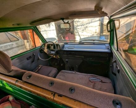 Зеленый Фольксваген Transporter, объемом двигателя 1.6 л и пробегом 400 тыс. км за 700 $, фото 5 на Automoto.ua