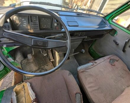 Зеленый Фольксваген Transporter, объемом двигателя 1.6 л и пробегом 400 тыс. км за 700 $, фото 9 на Automoto.ua