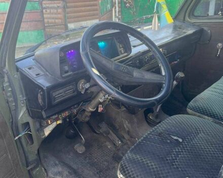 Зеленый Фольксваген Transporter, объемом двигателя 1.6 л и пробегом 426 тыс. км за 2600 $, фото 9 на Automoto.ua