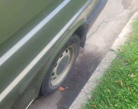 Зеленый Фольксваген Transporter, объемом двигателя 1.9 л и пробегом 350 тыс. км за 3000 $, фото 4 на Automoto.ua