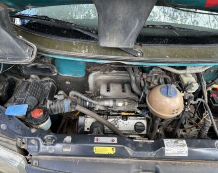 Зелений Фольксваген Transporter, об'ємом двигуна 1.97 л та пробігом 329 тис. км за 2366 $, фото 8 на Automoto.ua