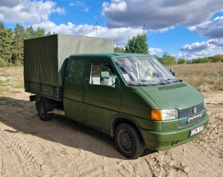 Зеленый Фольксваген Transporter, объемом двигателя 1.9 л и пробегом 331 тыс. км за 3200 $, фото 2 на Automoto.ua