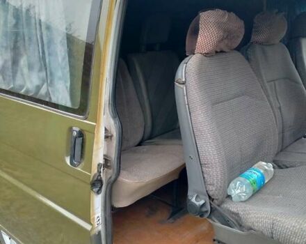 Зеленый Фольксваген Transporter, объемом двигателя 1.9 л и пробегом 250 тыс. км за 3086 $, фото 9 на Automoto.ua