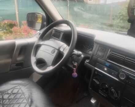 Зеленый Фольксваген Transporter, объемом двигателя 0 л и пробегом 370 тыс. км за 2300 $, фото 12 на Automoto.ua