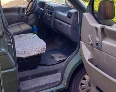 Зелений Фольксваген Transporter, об'ємом двигуна 2 л та пробігом 30 тис. км за 2000 $, фото 5 на Automoto.ua