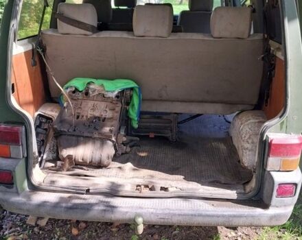 Зелений Фольксваген Transporter, об'ємом двигуна 2 л та пробігом 30 тис. км за 2000 $, фото 3 на Automoto.ua