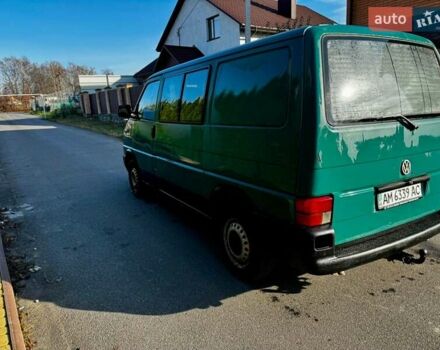 Зеленый Фольксваген Transporter, объемом двигателя 2.4 л и пробегом 600 тыс. км за 3200 $, фото 4 на Automoto.ua
