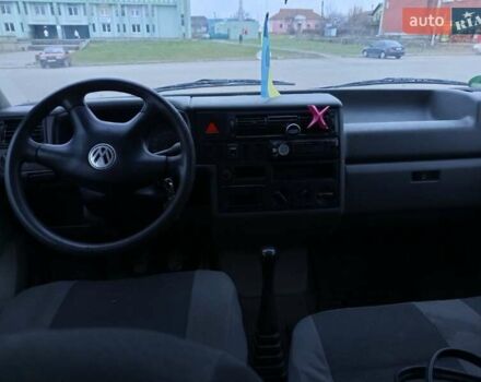 Зелений Фольксваген Transporter, об'ємом двигуна 1.9 л та пробігом 320 тис. км за 6800 $, фото 2 на Automoto.ua