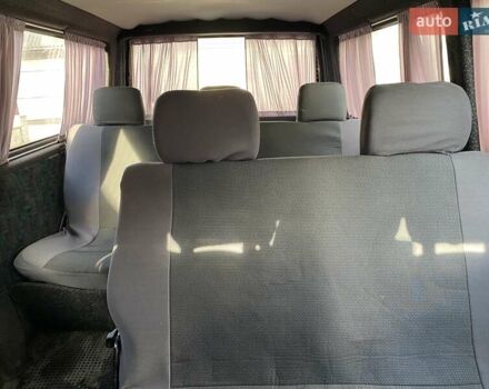 Зелений Фольксваген Transporter, об'ємом двигуна 1.9 л та пробігом 320 тис. км за 6800 $, фото 13 на Automoto.ua