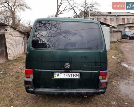 Зелений Фольксваген Transporter, об'ємом двигуна 2.4 л та пробігом 445 тис. км за 5500 $, фото 5 на Automoto.ua