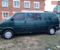 Зелений Фольксваген Transporter, об'ємом двигуна 2.4 л та пробігом 445 тис. км за 5500 $, фото 1 на Automoto.ua