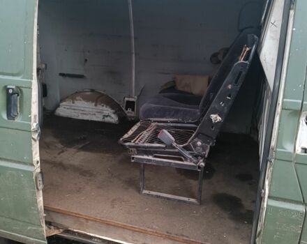 Зеленый Фольксваген Transporter, объемом двигателя 0 л и пробегом 300 тыс. км за 2200 $, фото 2 на Automoto.ua