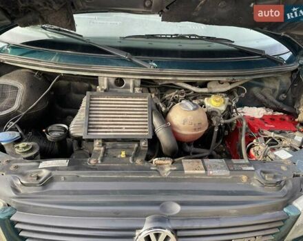 Зеленый Фольксваген Transporter, объемом двигателя 2.5 л и пробегом 350 тыс. км за 7500 $, фото 14 на Automoto.ua