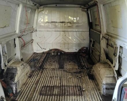 Зеленый Фольксваген Transporter, объемом двигателя 2.4 л и пробегом 350 тыс. км за 2000 $, фото 9 на Automoto.ua