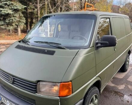 Зелений Фольксваген Transporter, об'ємом двигуна 2.5 л та пробігом 400 тис. км за 2000 $, фото 5 на Automoto.ua